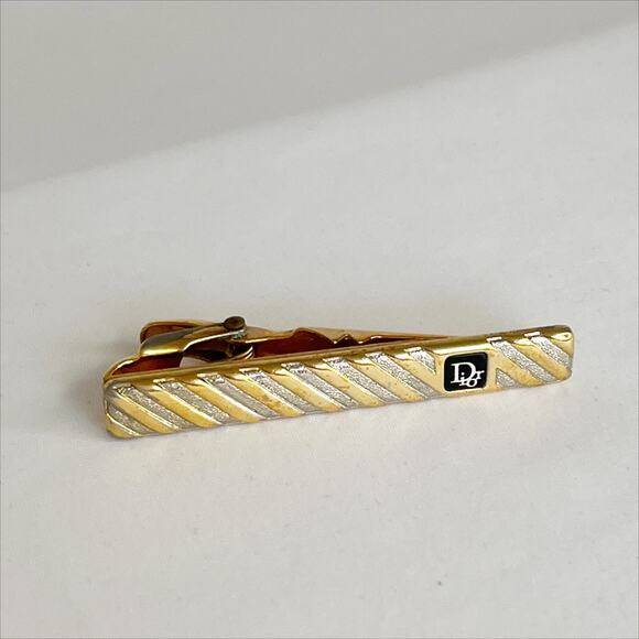 DIOR Vintage Cufflinks And DIOR Tie Pin in Original Box - Picture 6 of 10